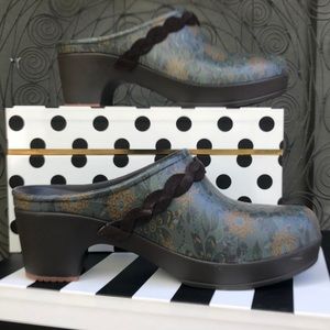 Crocs .. Blue and Brown Clogs